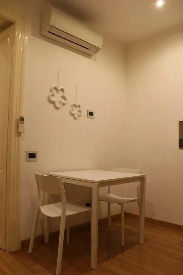 Le Bb Lägenhet Bari Italien