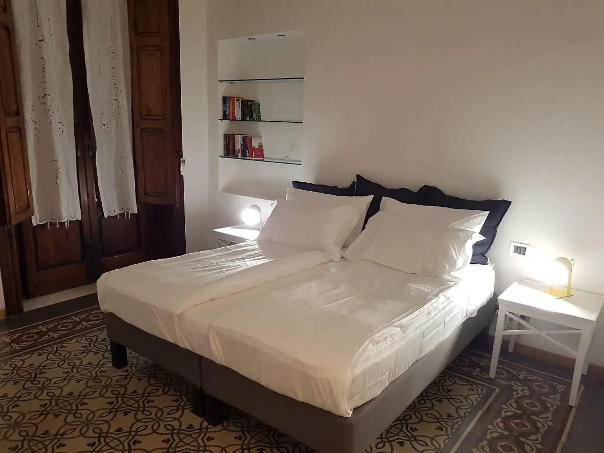Le Bb Apartment Bari 0*,  Italy